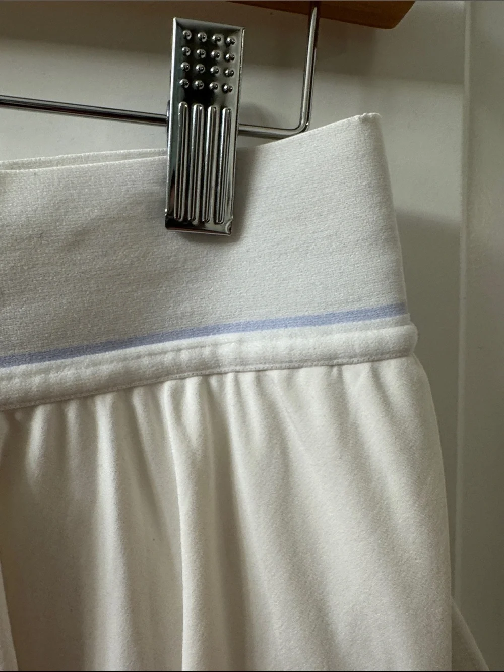 Lululemon Court Rival High-Rise Tennis Skirt in White Size 6